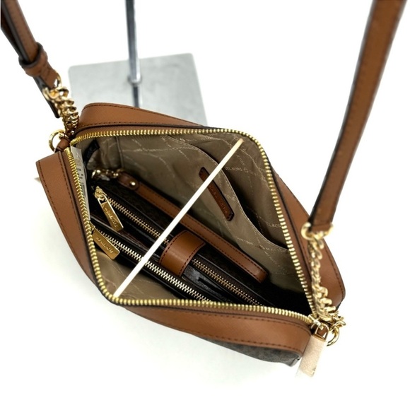 Michael Kors Large EW Crossbody Bag & Large Double Zip Wallet Brown - Picture 11 of 12